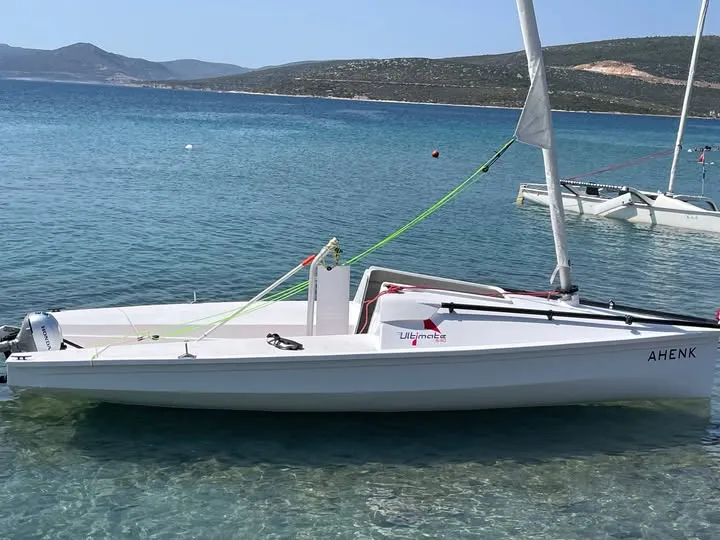 U530 — Sailing